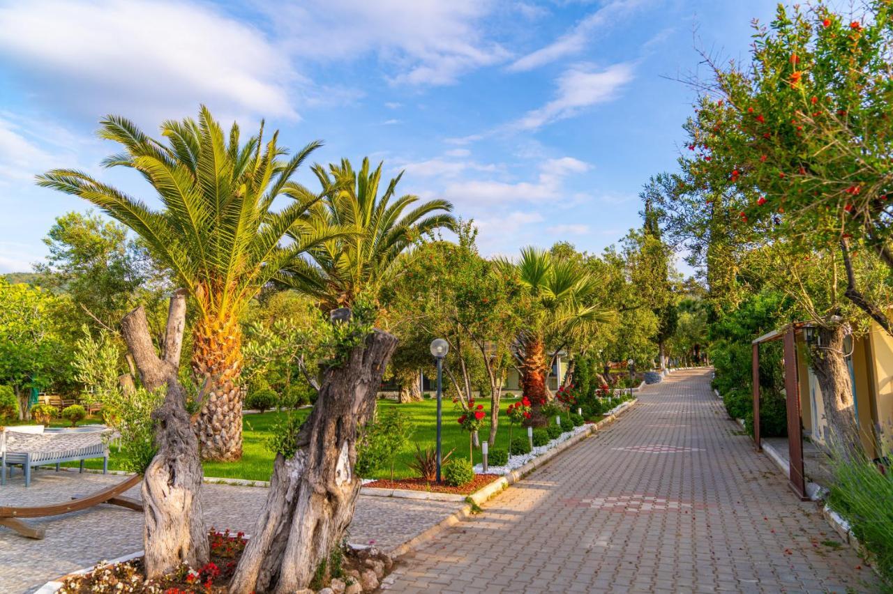Kayalar Blue Beach Hotel Sazlı Exterior foto